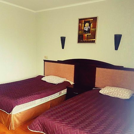 Fg Dzherelo S Malaya Bugayevka Room photo